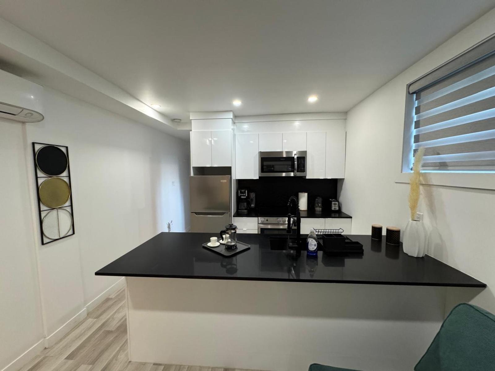 Ndg Dreams! New & Modern 3Br Easy City Life Montreal Exterior foto