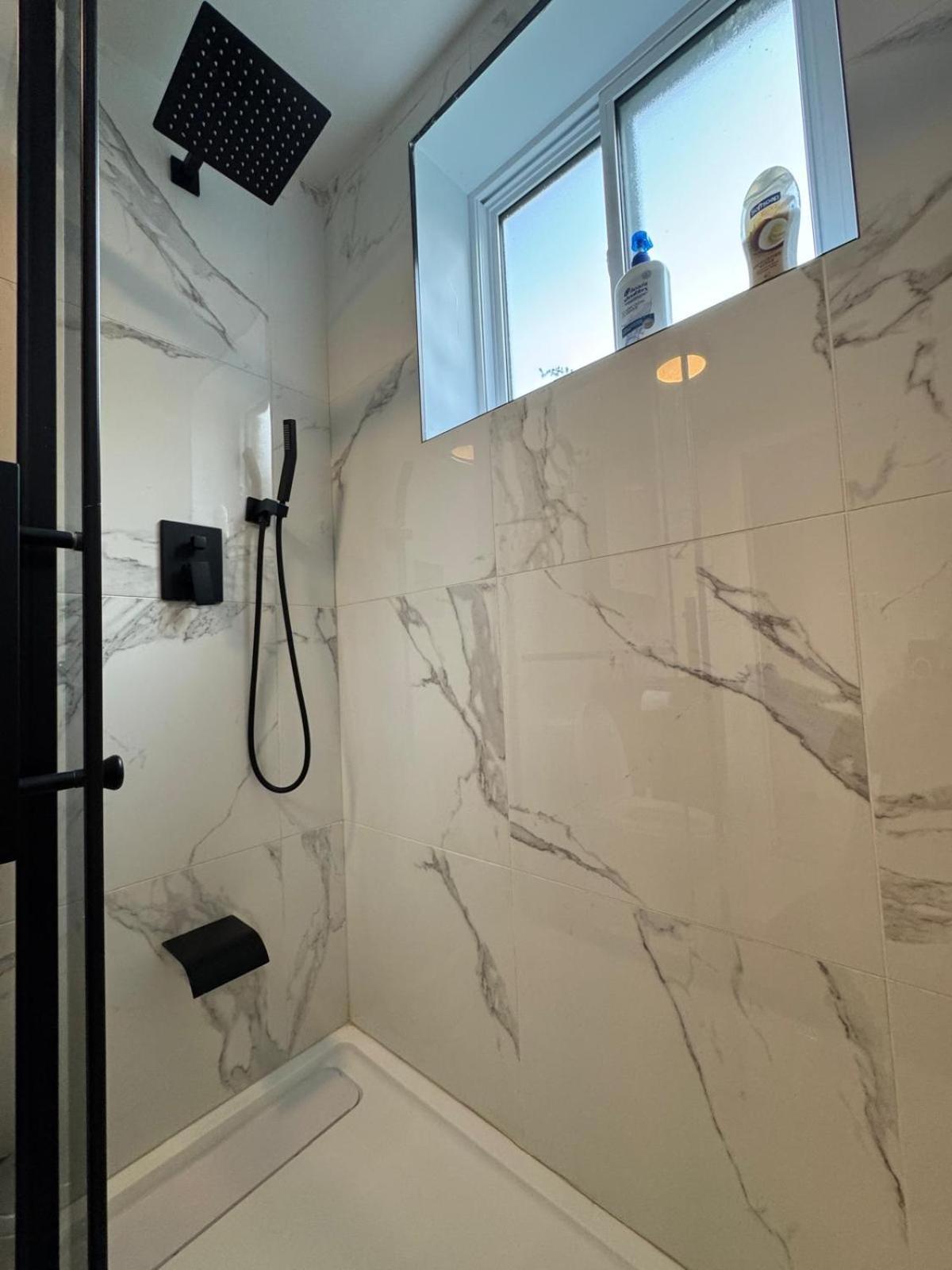 Ndg Dreams! New & Modern 3Br Easy City Life Montreal Exterior foto